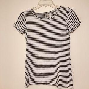 Black and white striped tee!